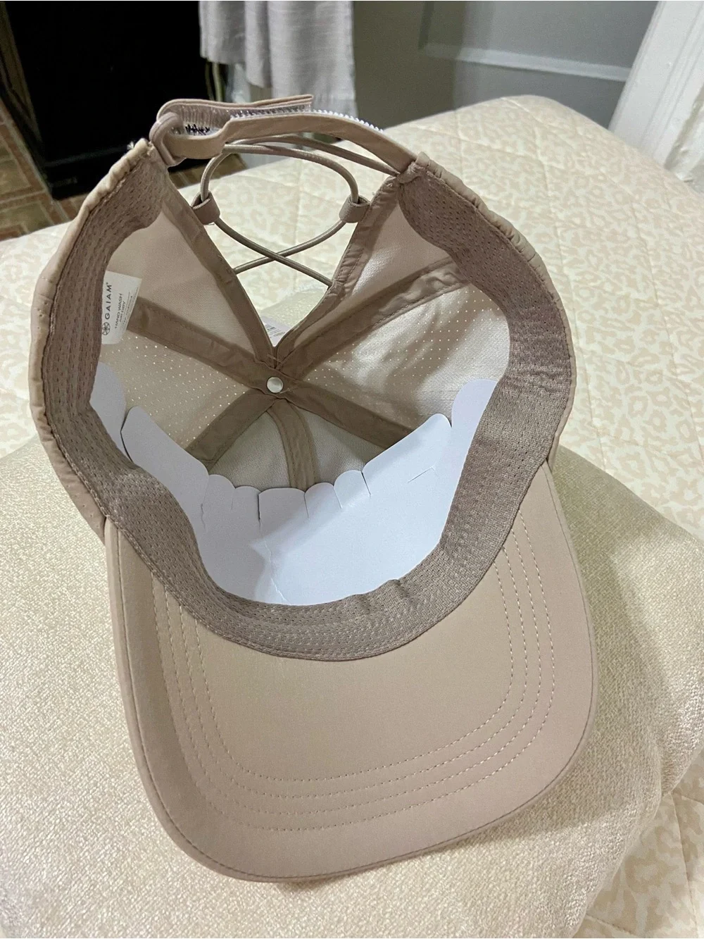 Women's workout cap